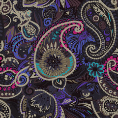 Original traditional oriental vintage paisley pattern in a modern version.