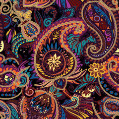 Original traditional oriental vintage paisley pattern in a modern version.