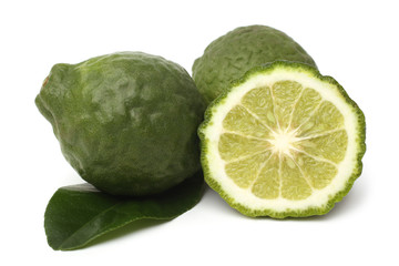 Fresh bergamot fruits with leaf