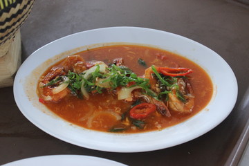Fried shrimp with Padang sauce