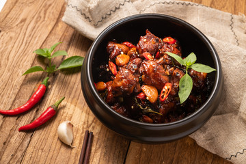 Three cups chicken dish