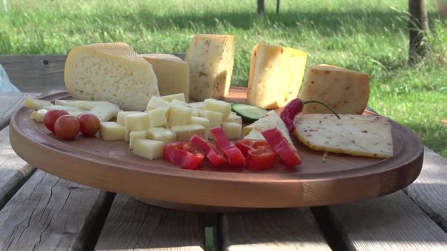 K&auml;seplatte
