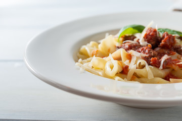 Piatto di trofie caserecce con ragu alla bolognese, Cucina italiana