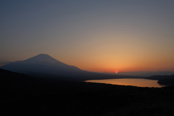 三国峠夕景