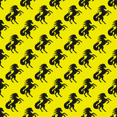 Seamless pattern with beautiful horses on a yellow background.
