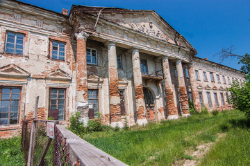 Fototapeta na wymiar Potocki Palace in Tulczyn, Vinnytsia Oblast, Ukraine