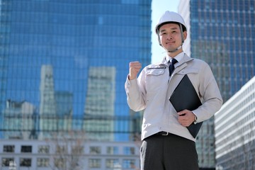 建築　ポートレート　ビジネスマン