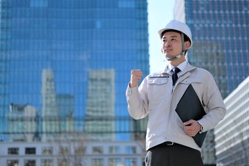 建築　ポートレート　ビジネスマン