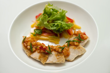 salad with chicken and vegetables