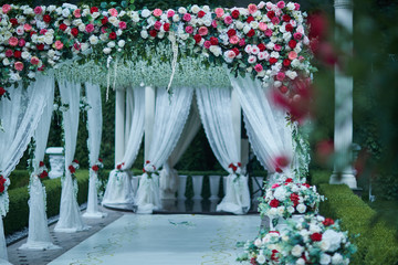 Fototapeta na wymiar various elements for wedding decorations in nature