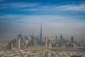 Fototapeta na wymiar ドバイ（アラブ首長国連邦）の都市風景