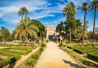 Fototapeta na wymiar Plaza America and Museum of Popular Arts and Traditions of Sevilla