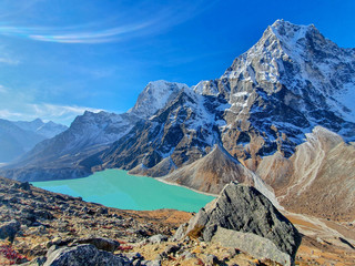 Cholatse lake view. Everest base camp trek: from Dzongla to Lobuche, Solokhumbu, Nepal.