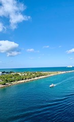 sea and blue sky