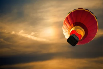 Poster hot air balloon in the sky © BumKi