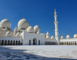 Abu Dabi, UAE - November 2019: Sheikh Zayed Grand Mosque in Abu Dhabi, the largest mosque in the country. Open for tourists.