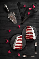 Simple red velvet cake