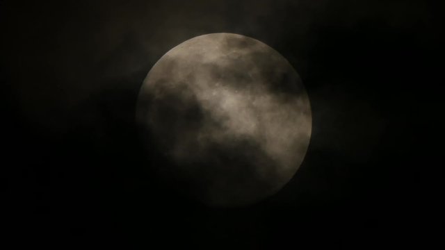 月と雲　2020年1月9日