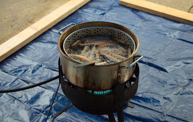 Deep Frying Turkey for Thanksgiving Outside At Home