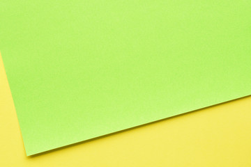 黄色と黄緑色の紙
