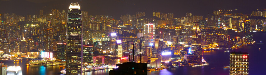 Fototapeta na wymiar A large view over the entire City of Hong Kong by night