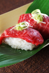 松阪牛の肉寿司