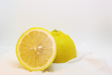 close up photos of oranges and lemons