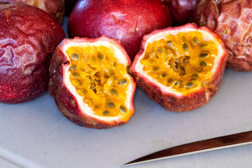 Fruit de la passion, maracuja, en gros plan