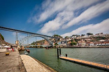Naklejka premium bridge in porto
