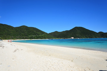 Fototapeta na wymiar 阿波連ビーチの砂浜＠渡嘉敷島