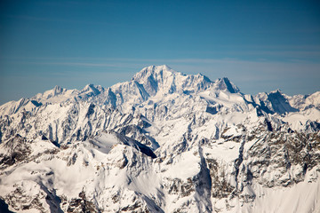 Fototapeta na wymiar Zermatt mont blanc perfect sky view snowy mountains winter