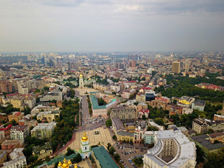 Fototapeta na wymiar Aerial view. View of the historical part of Kiev.
