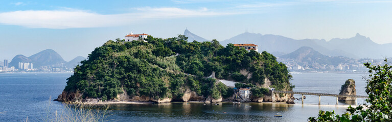 Niterói, Ihla da boa Viagem, baie de Guanabara, face à Rio de Janeiro