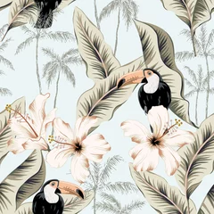 Fotobehang Hibiscus Toekans, witte hibiscus bloemen, bananenbladeren, palmbomen, lichtblauwe achtergrond. Vector naadloze bloemmotief. Tropische illustratie. Exotische planten, vogels. Zomer strand ontwerp. Paradijs natuur
