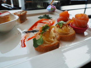 ピンチョス　イースター