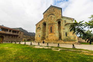 Fototapeta premium Swetizchoweli Church (Cathedral) in Mzcheta, Georgia, Asia