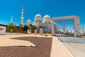 Sheikh Zayed Grand Mosque in Abu Dhabi, United Arab Emirates