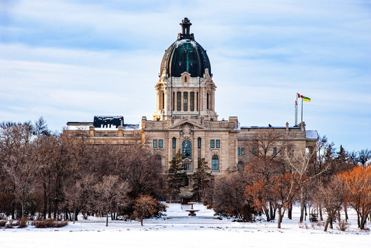 Left side view of the Legislative building of Saskatchewan province, Canada, located in Regina.