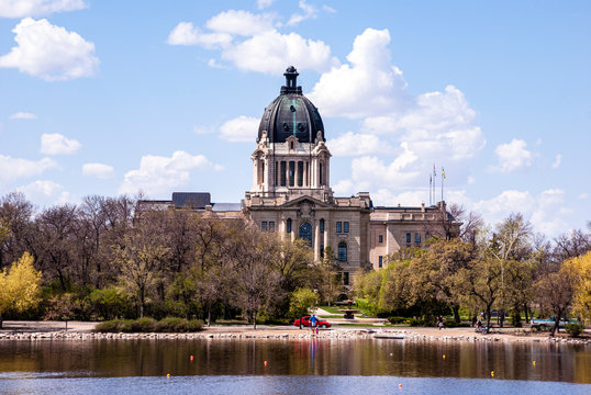Left side view of the Legislative building of Saskatchewan province, Canada, located in Regina.