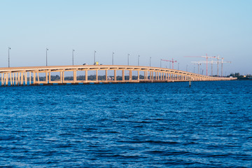 Obraz premium Port Charlotte harbor and Punta Gorda in peace river