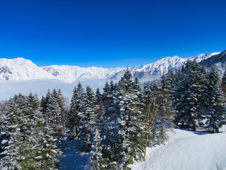雪山　北アルプス　西穂高岳　青空　風景　
