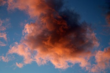 Fototapeta na wymiar Sunset sky with clouds