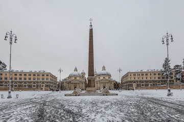 Fototapeta na wymiar Piazza del Popolo under snow Rome Italy