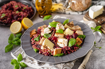 Grilled fish with salad