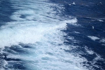 Naklejka na ściany i meble Blue sea waves