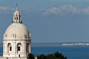 Lisbonne Pantheon et Pont Vasco de Gama