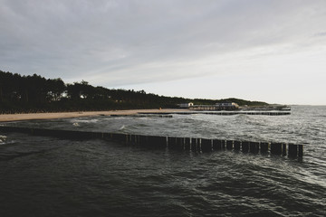 Waves in Ustronie Morskie © RegnumInvictum