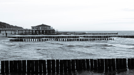 Waves in Ustronie Morskie © RegnumInvictum