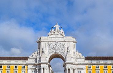 Obraz premium Details of the Arco da Augusta, located at Praça do Comércio in Lisbon, Portugal