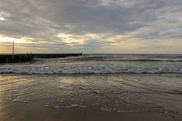 Waves in Ustronie Morskie © RegnumInvictum